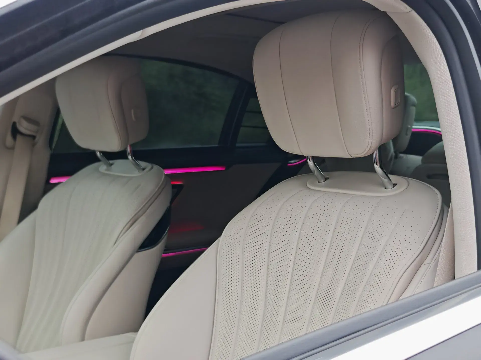 2023 MERCEDES-BENZ S thumbnail 2