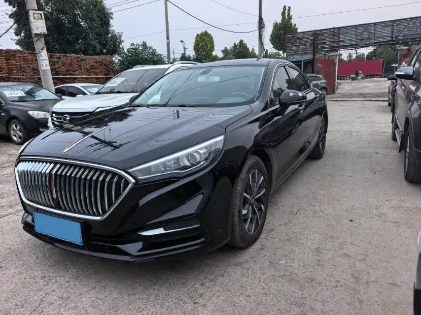 2020 HONGQI H5 view 1