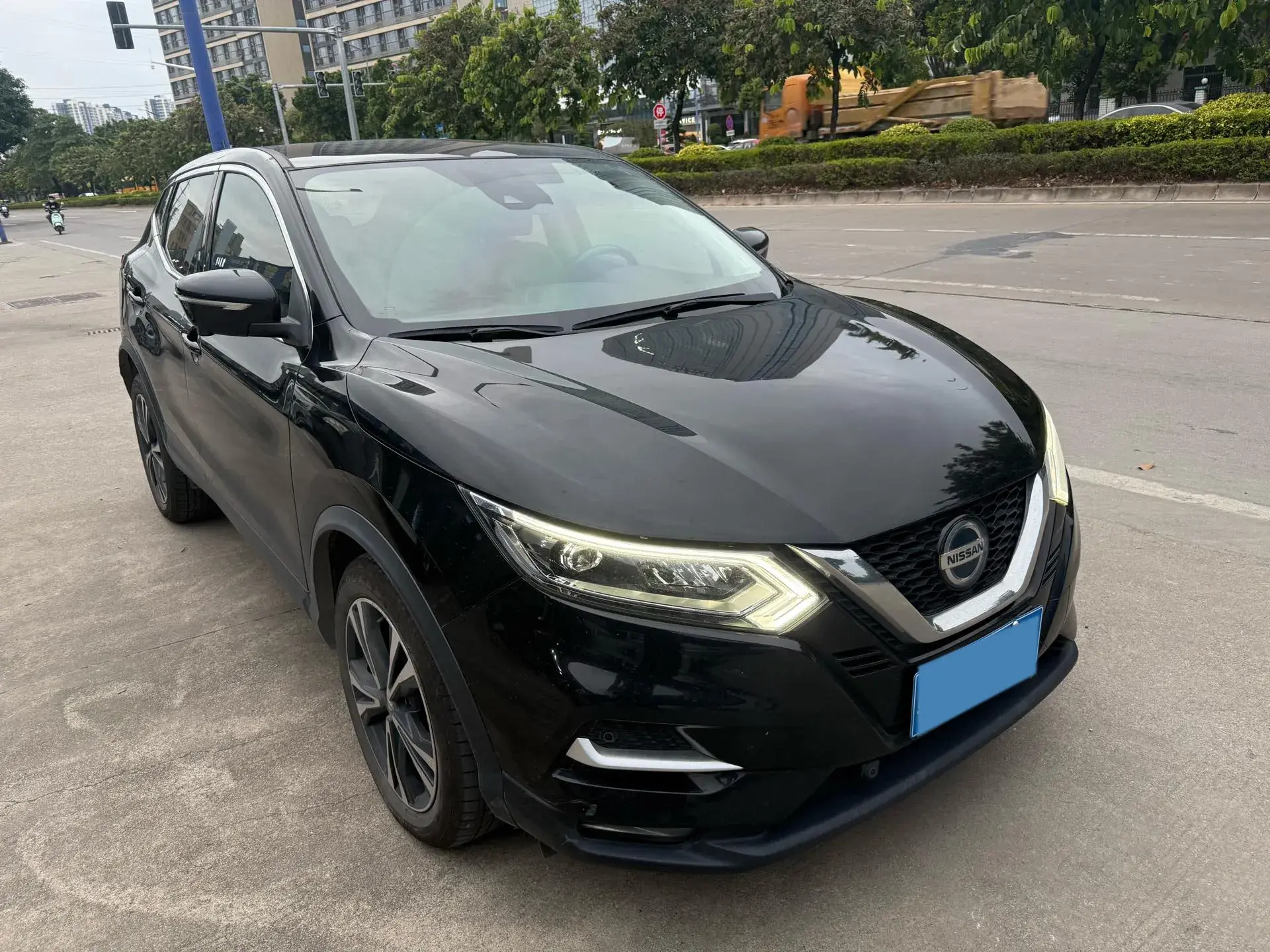 2021 NISSAN QASHQAI thumbnail 3