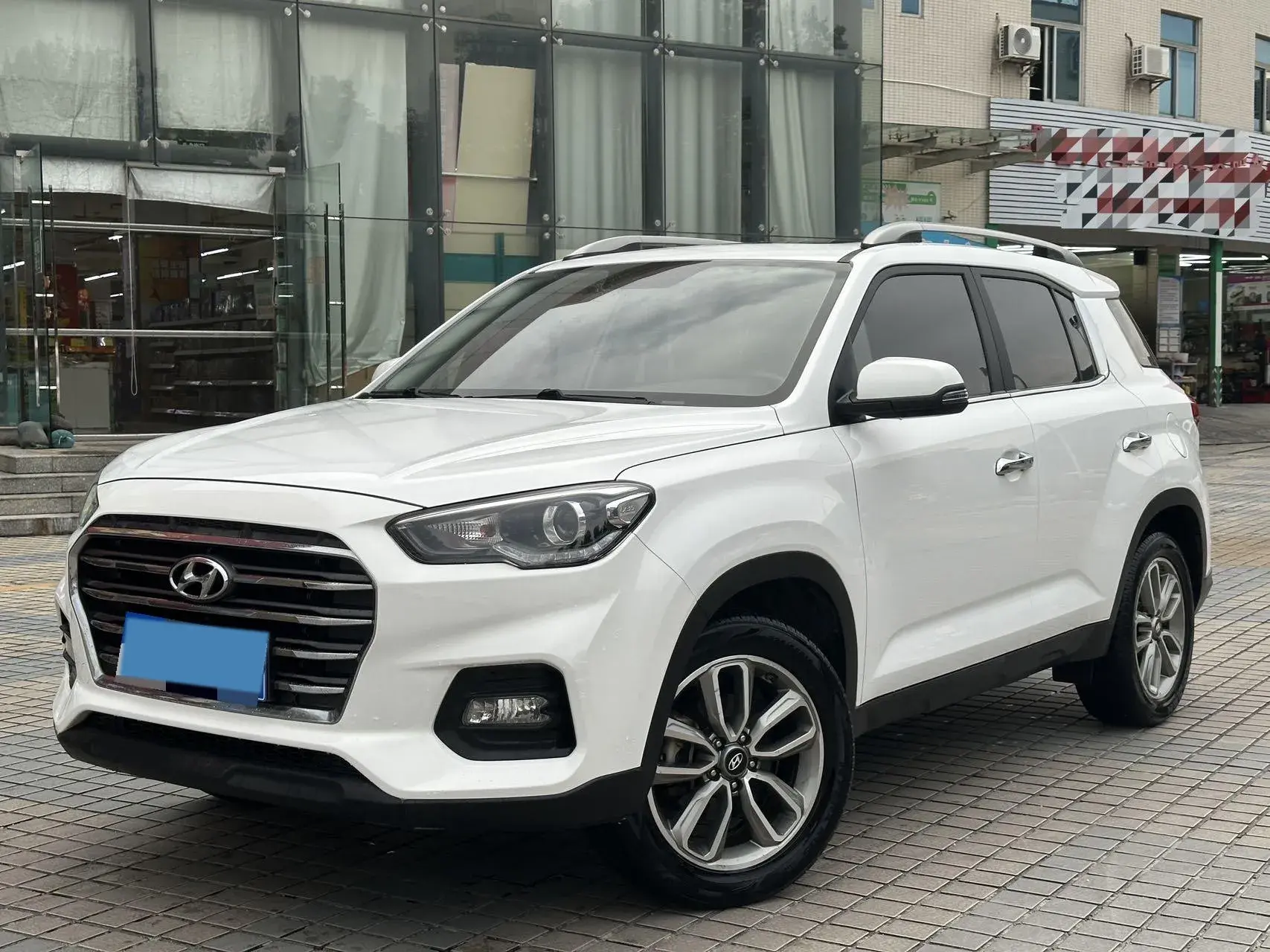 2019 HYUNDAI IX35 view 1
