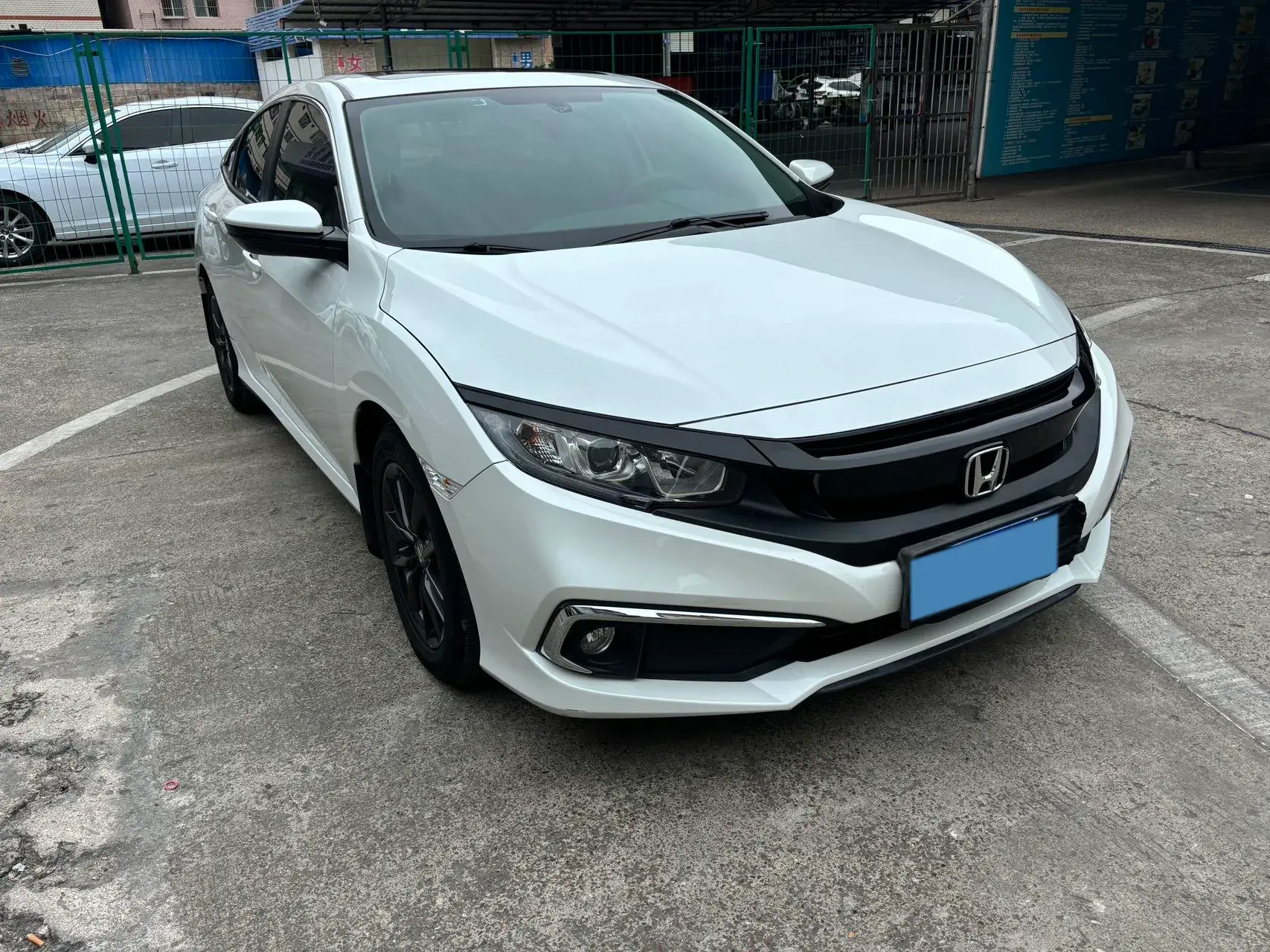 2019 HONDA CIVIC thumbnail 3