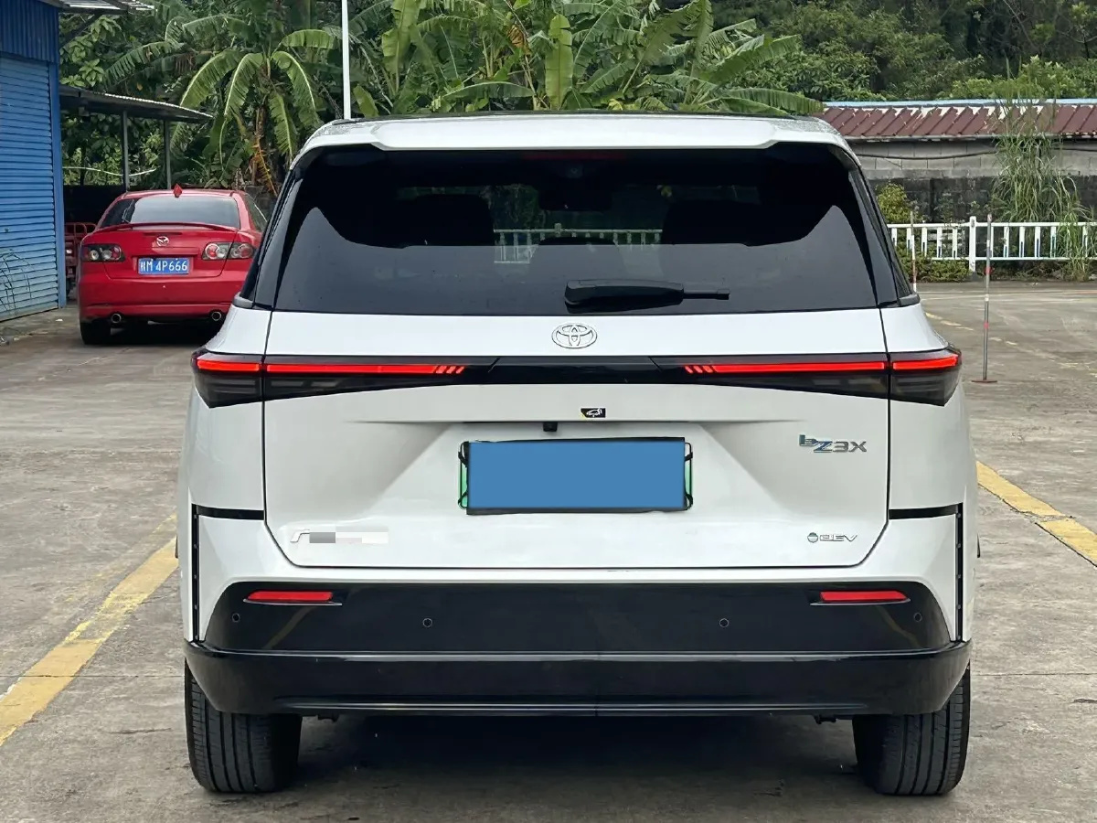 2025 Toyota BZ3X BEV 58.37KWH,autocango,china used car exporter,china ev exporter,chinese used car exporter,chinese used ev exporter