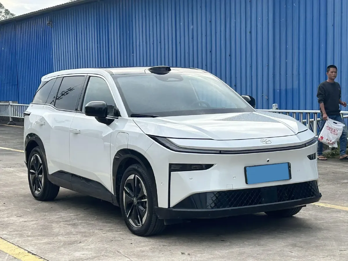 2025 Toyota BZ3X BEV 58.37KWH,autocango,china used car exporter,china ev exporter,chinese used car exporter,chinese used ev exporter