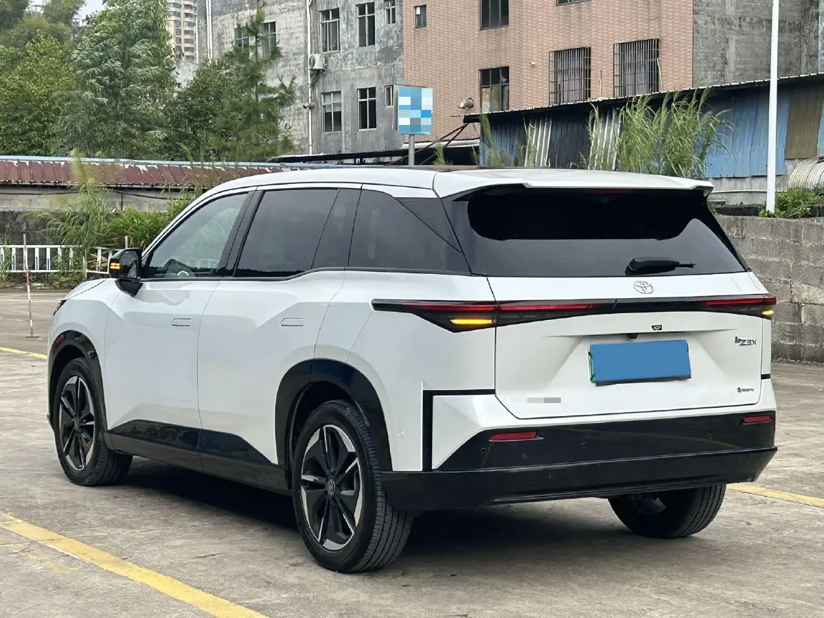 2025 Toyota BZ3X BEV 58.37KWH,autocango,china used car exporter,china ev exporter,chinese used car exporter,chinese used ev exporter