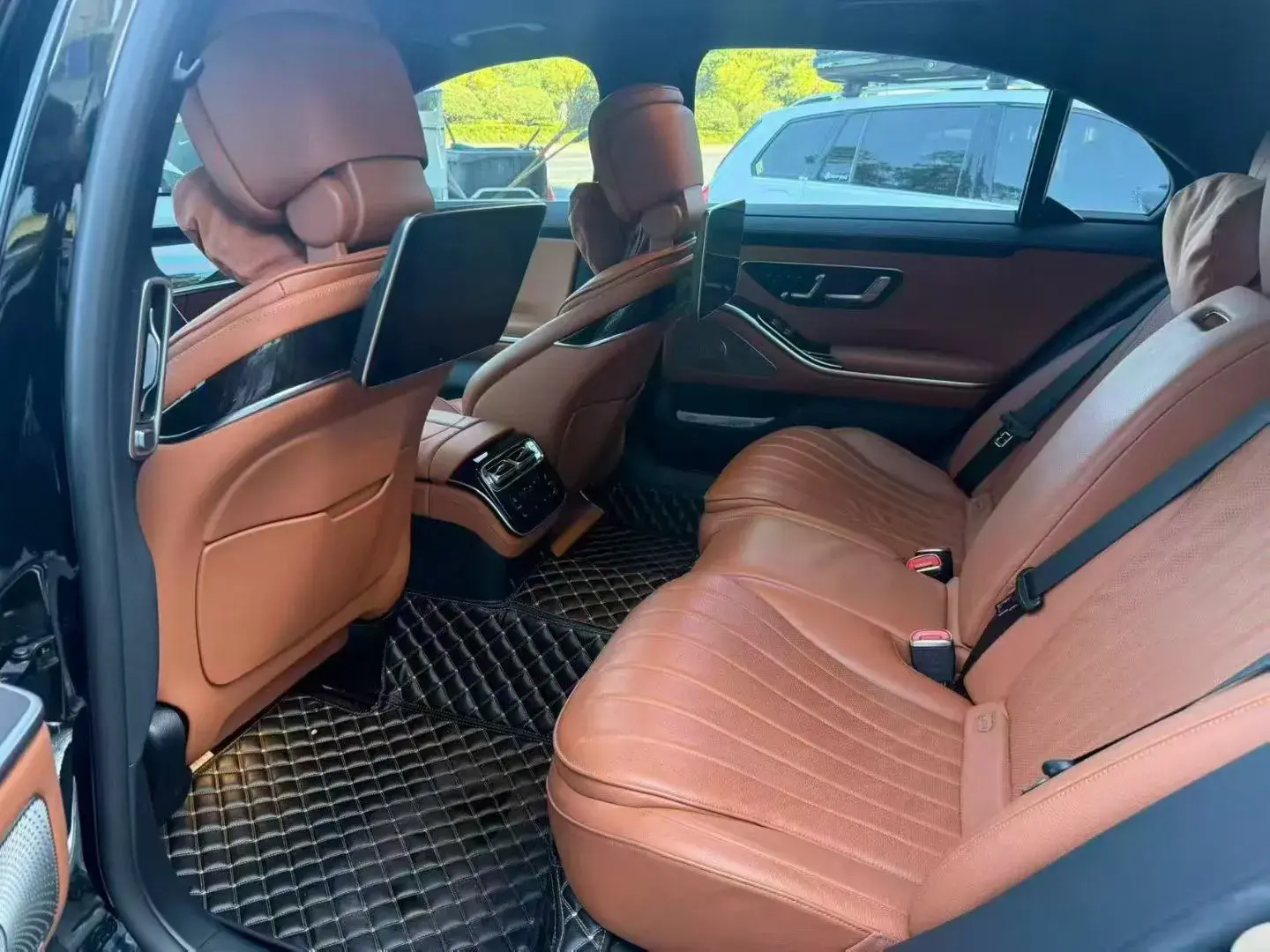 2021 MERCEDES-BENZ S thumbnail 4