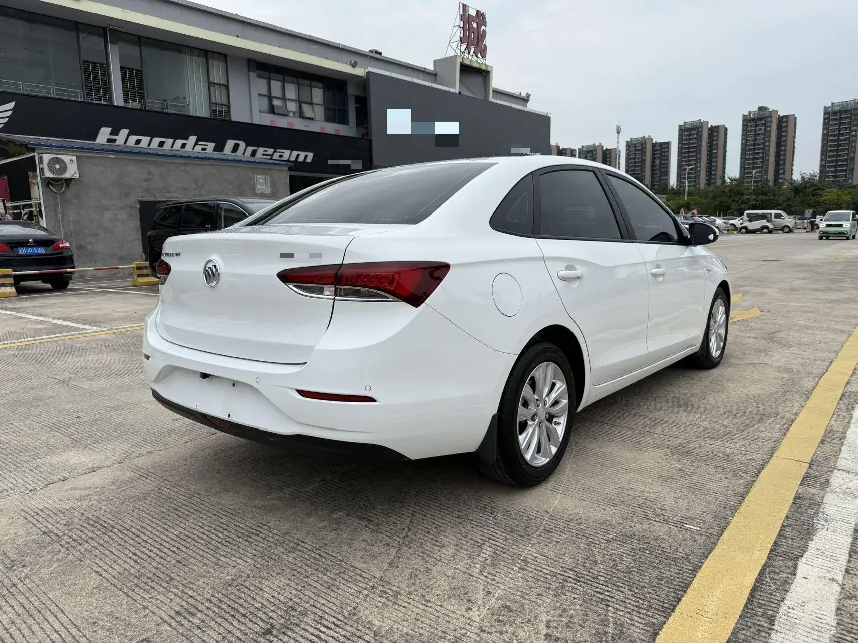 2020 BUICK REGAL thumbnail 4