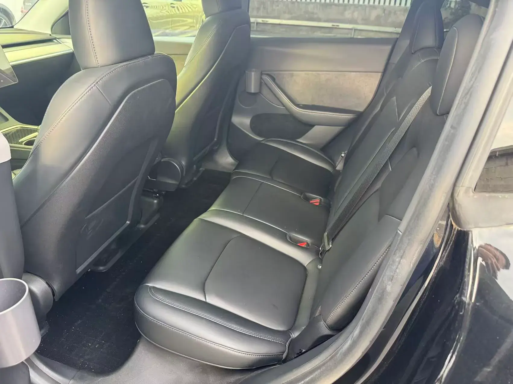 2022 TESLA MODEL thumbnail 4