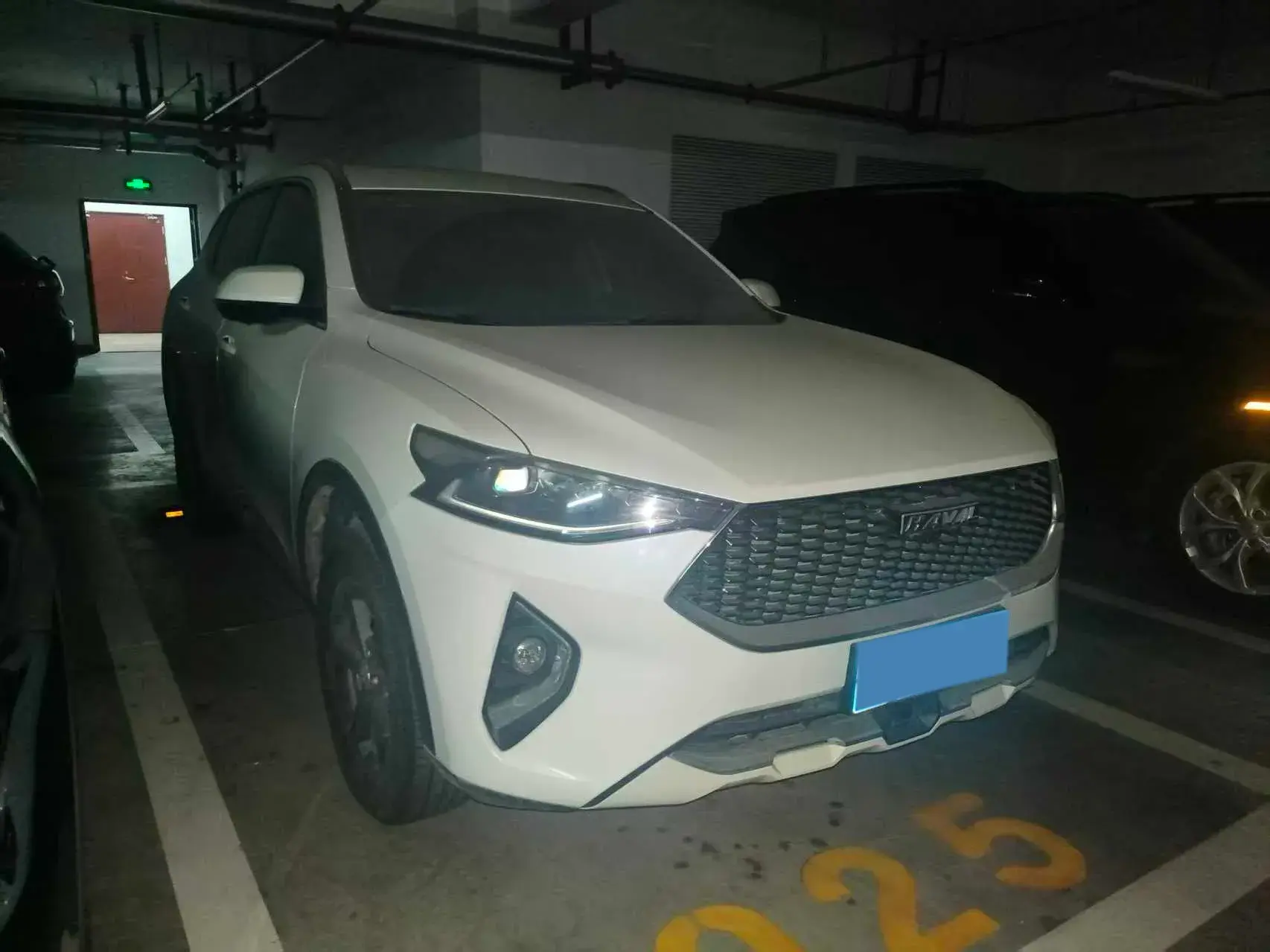 2019 HAVAL F7 thumbnail 2