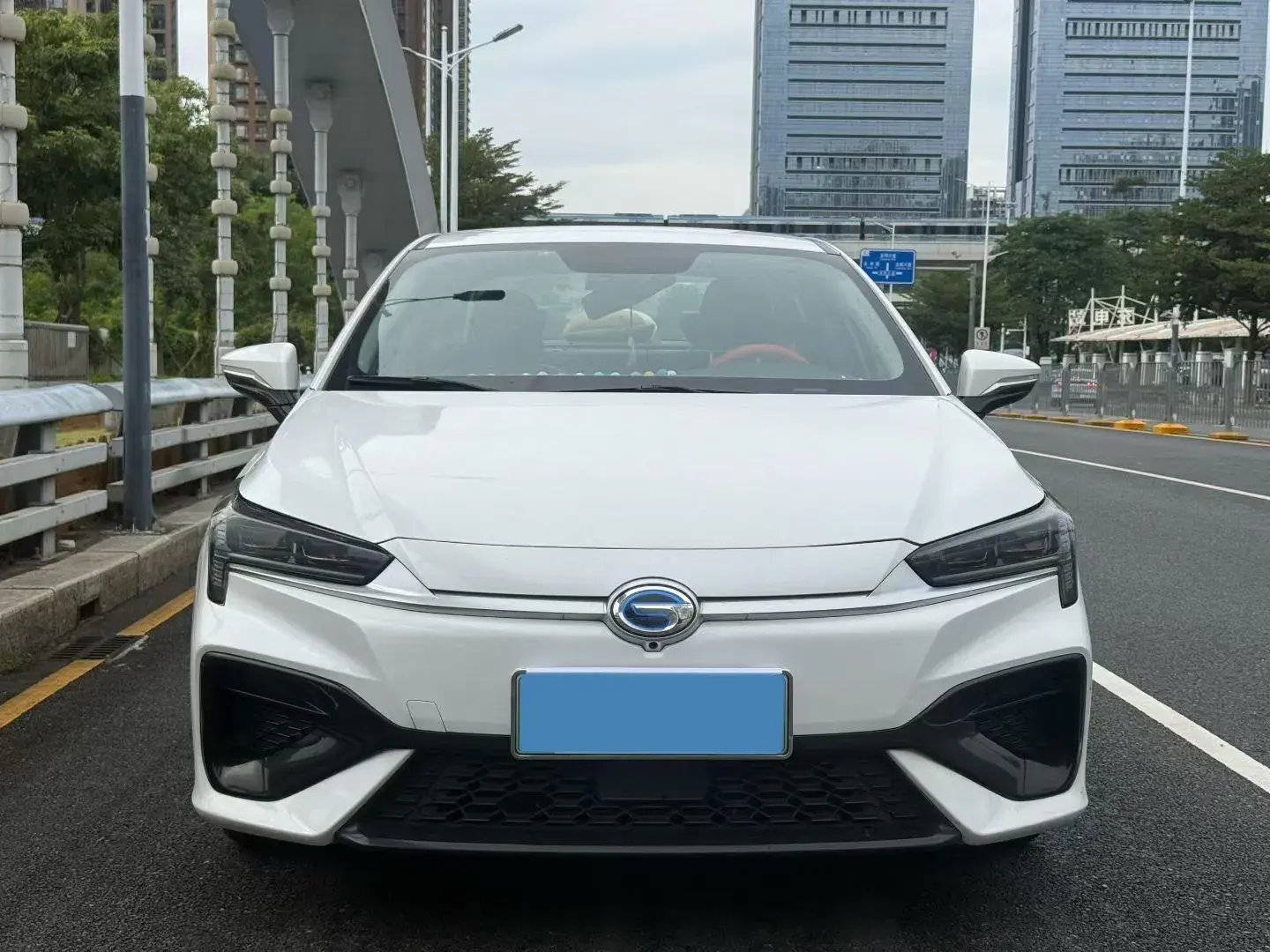 2019 AION S thumbnail 3