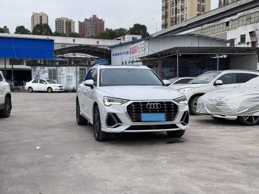 2023 AUDI Q2L thumbnail 3