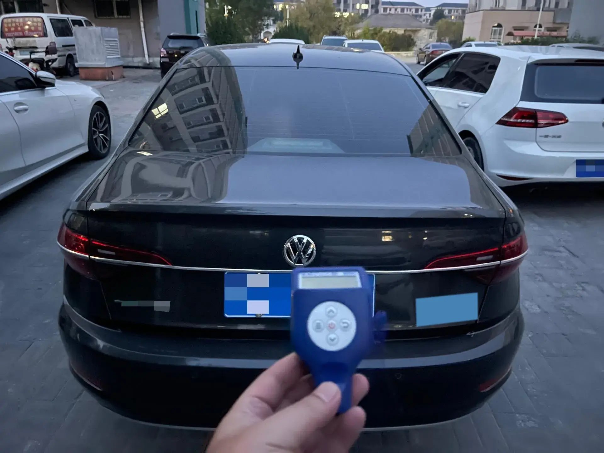 2019 VOLKSWAGEN SAGITAR thumbnail 3