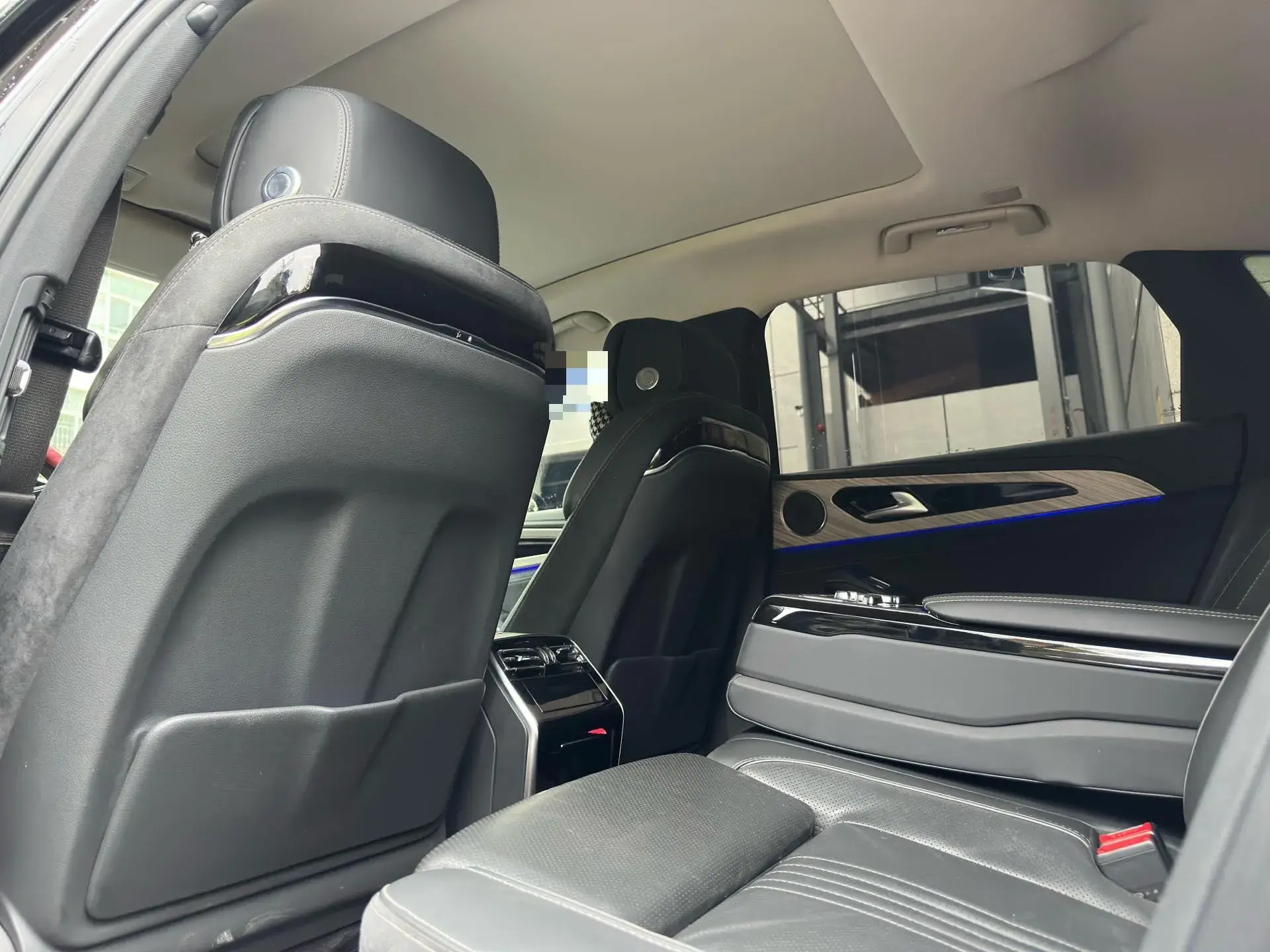 2021 HONGQI H7 thumbnail 4