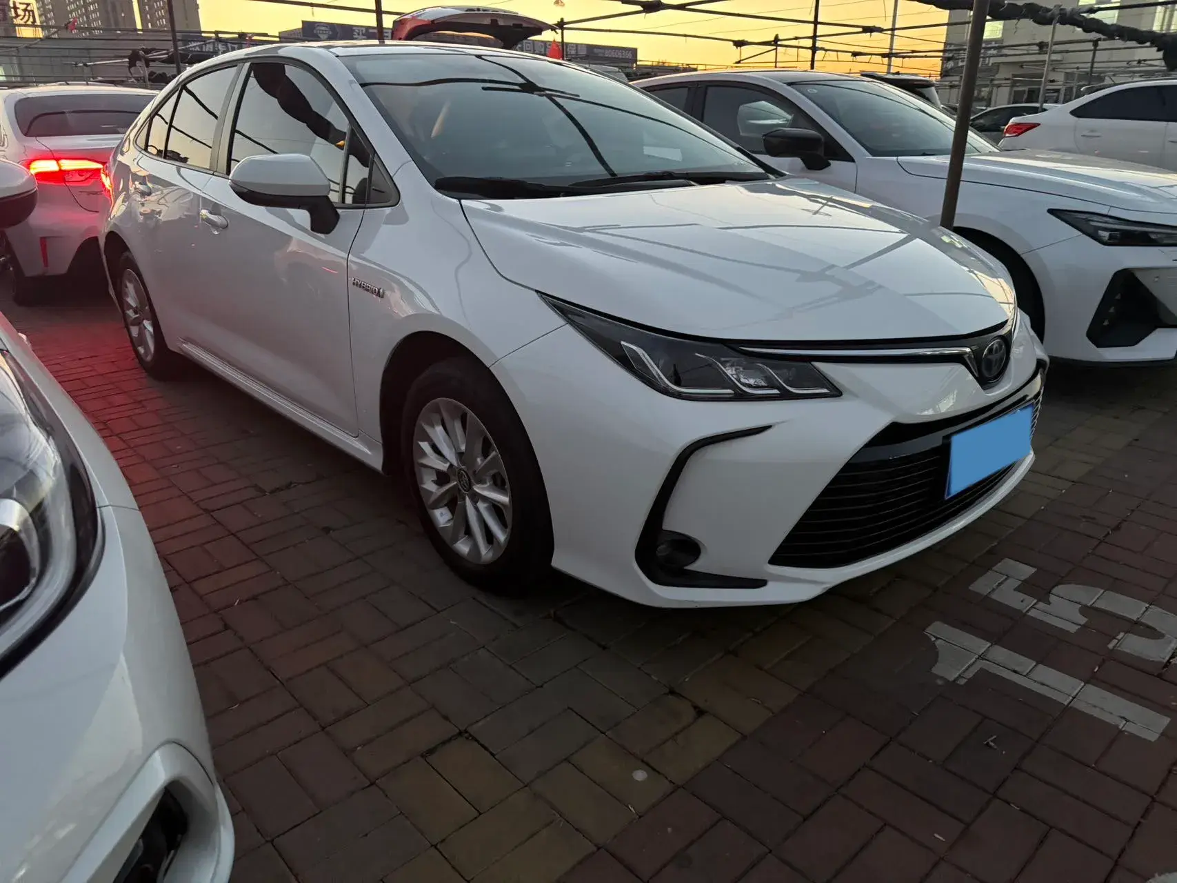 2021 TOYOTA COROLLA thumbnail 3