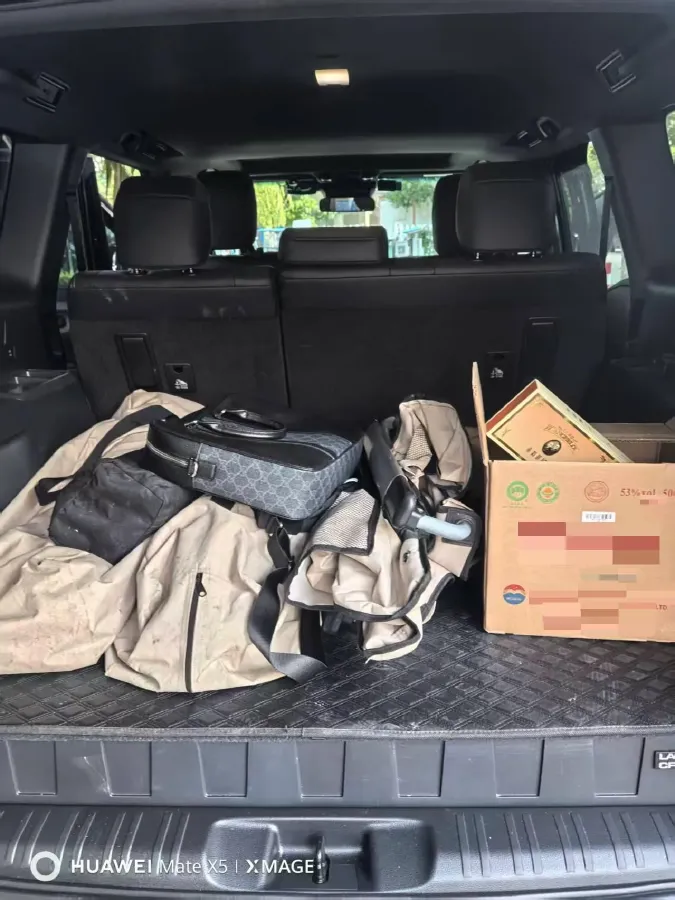 2025 Toyota Land Cruiser Prado 2.4T 282HP L4 8AT Hybrid 5.1KWH,autocango,china used car exporter,china ev exporter,chinese used car exporter,chinese used ev exporter