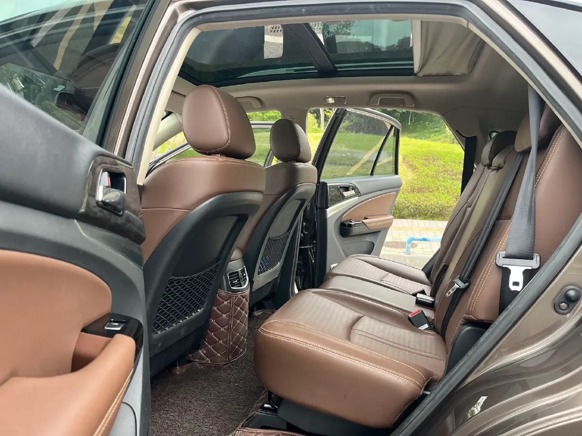 2017 BYD S7 2.0T 205HP L4 6DCT,autocango,china used car exporter,china ev exporter,chinese used car exporter,chinese used ev exporter