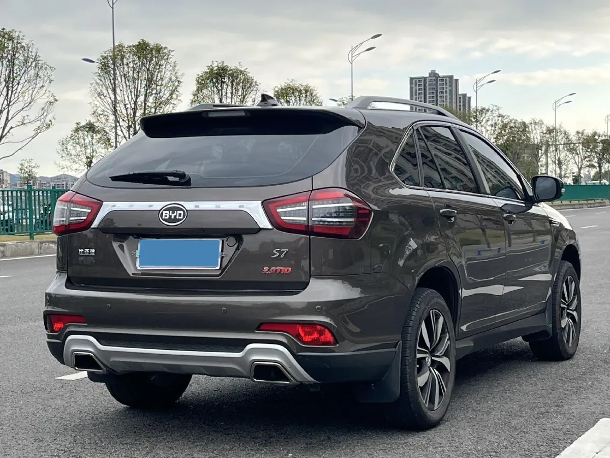 2017 BYD S7 2.0T 205HP L4 6DCT,autocango,china used car exporter,china ev exporter,chinese used car exporter,chinese used ev exporter