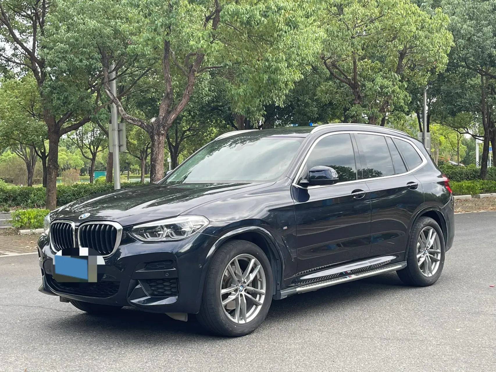 2021 BMW X3 view 1