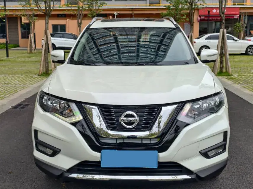 2020 NISSAN X-TRAIL thumbnail 2