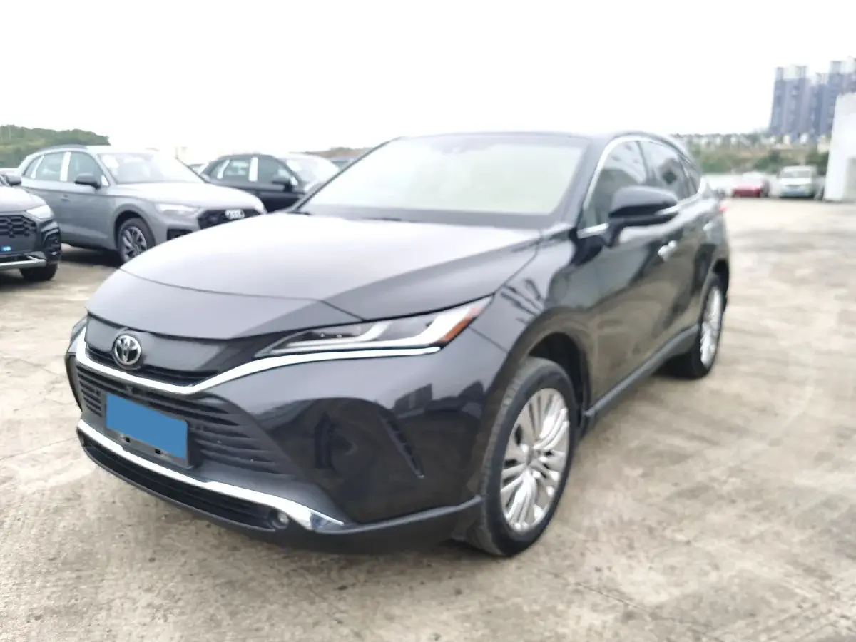 2022 Toyota Harrier 2.0L 171HP L4 CVT
