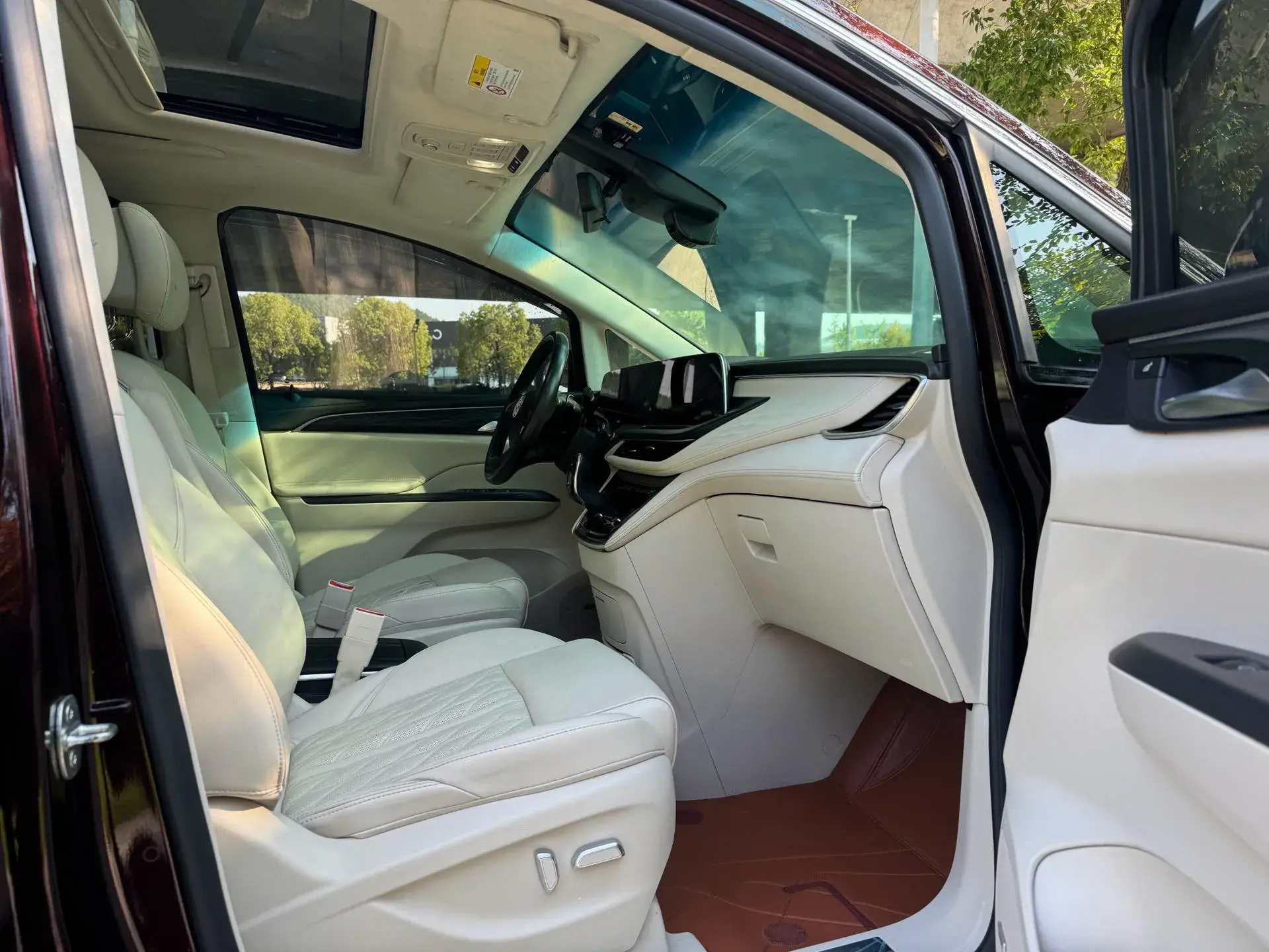 2021 BUICK GL8 thumbnail 4