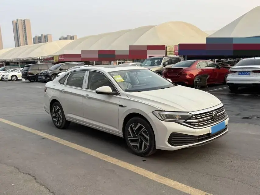 2025 VOLKSWAGEN SAGITAR thumbnail 3