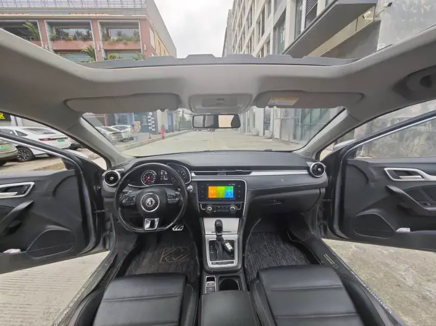 2017 MG MG6 thumbnail 4