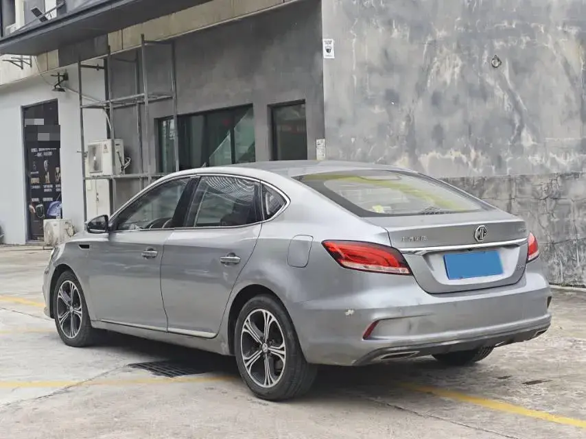 2017 MG MG6 thumbnail 3