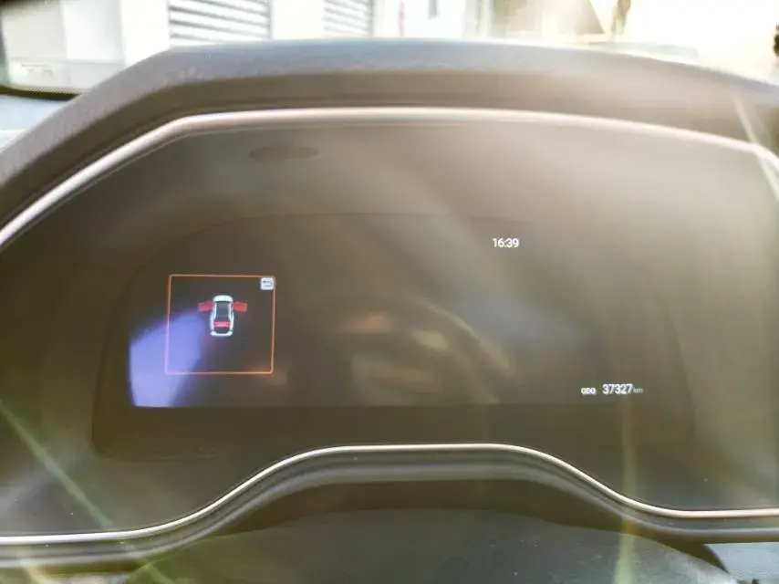 2023 TOYOTA AVALON thumbnail 3