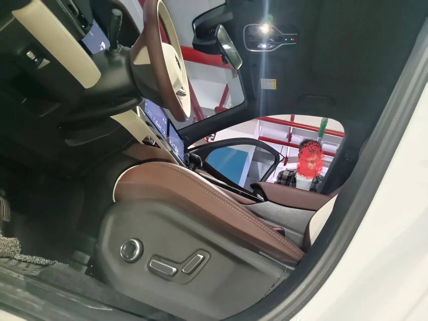 2021 GEELY MONJARO thumbnail 2