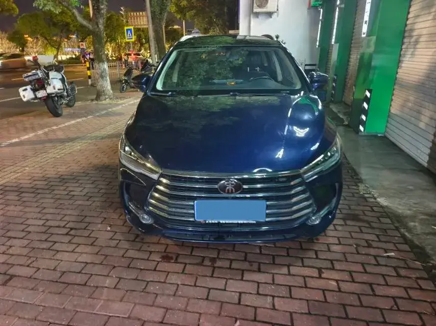 2019 BYD SONG thumbnail 3