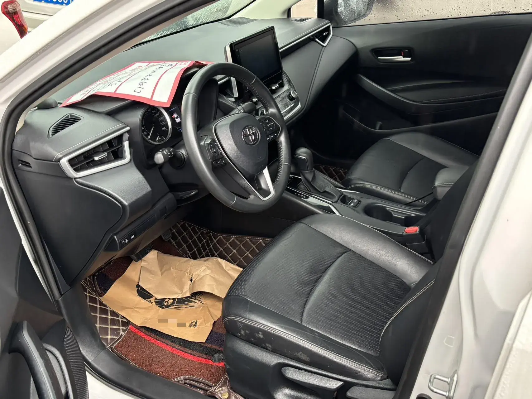 2019 TOYOTA COROLLA thumbnail 3