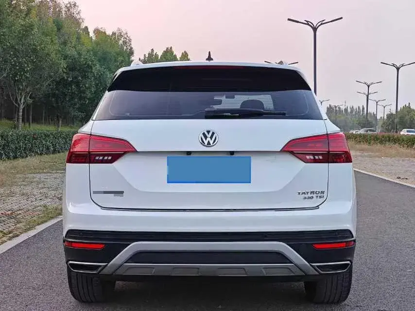2020 VOLKSWAGEN TAYRON thumbnail 4