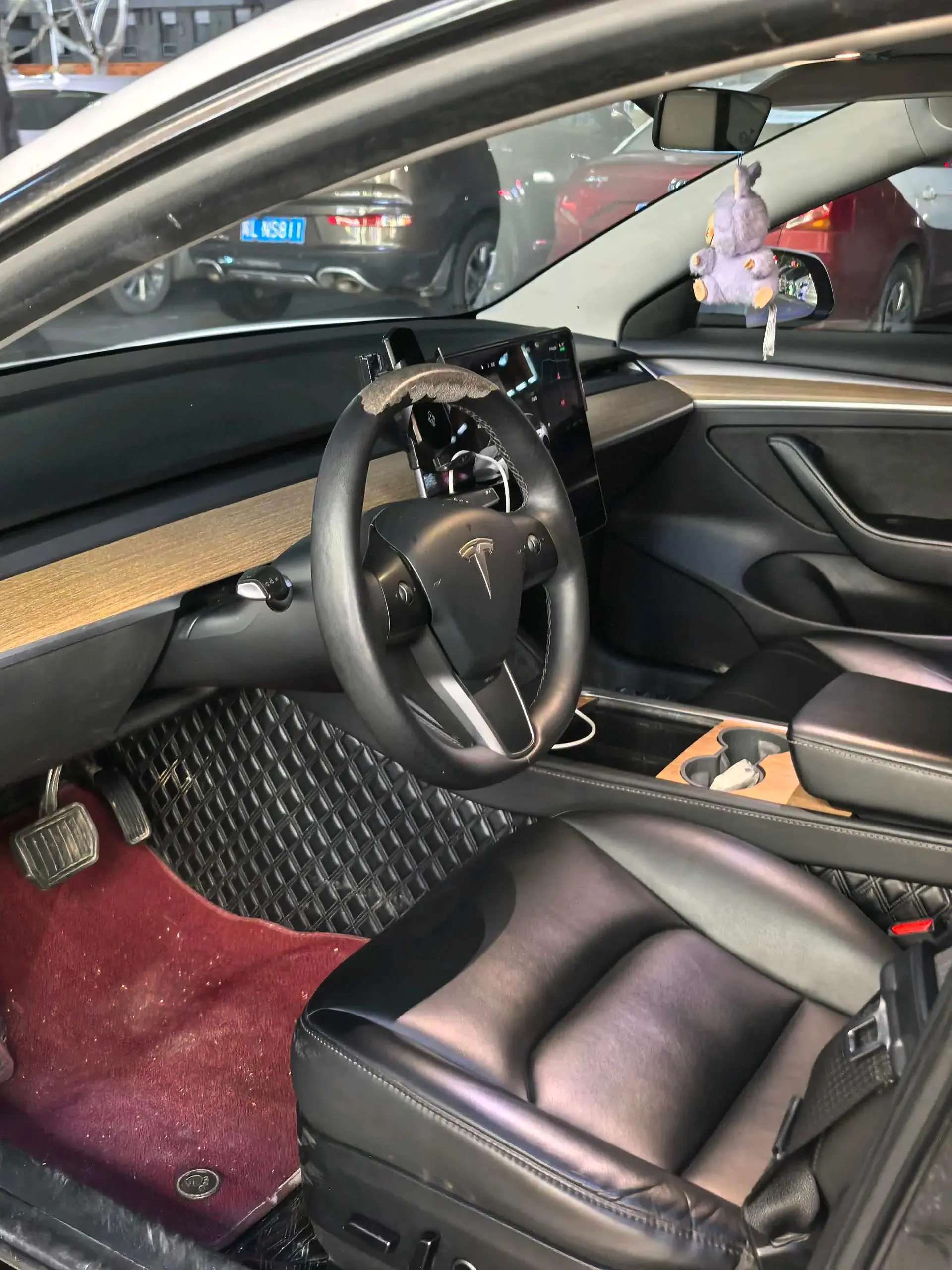 2022 TESLA MODEL thumbnail 4