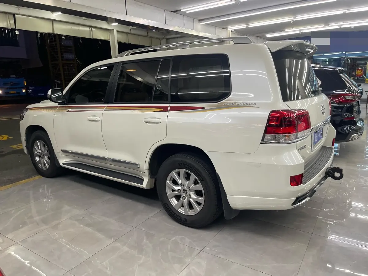 2016 Toyota Land Cruiser 4.0L 275HP V6 5AT,autocango,china used car exporter,china ev exporter,chinese used car exporter,chinese used ev exporter