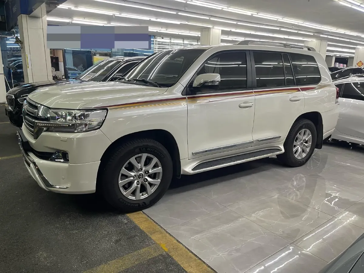 2016 Toyota Land Cruiser 4.0L 275HP V6 5AT,autocango,china used car exporter,china ev exporter,chinese used car exporter,chinese used ev exporter