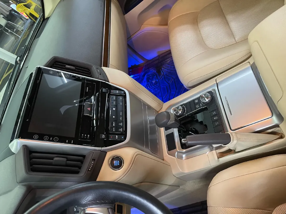 2016 Toyota Land Cruiser 4.0L 275HP V6 5AT,autocango,china used car exporter,china ev exporter,chinese used car exporter,chinese used ev exporter