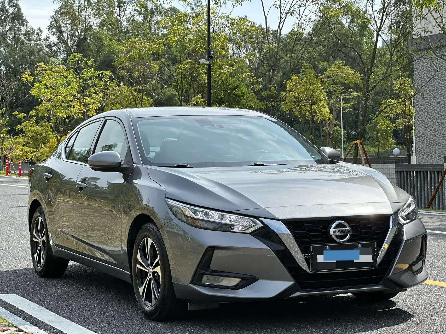 2022 NISSAN SYLPHY thumbnail 3