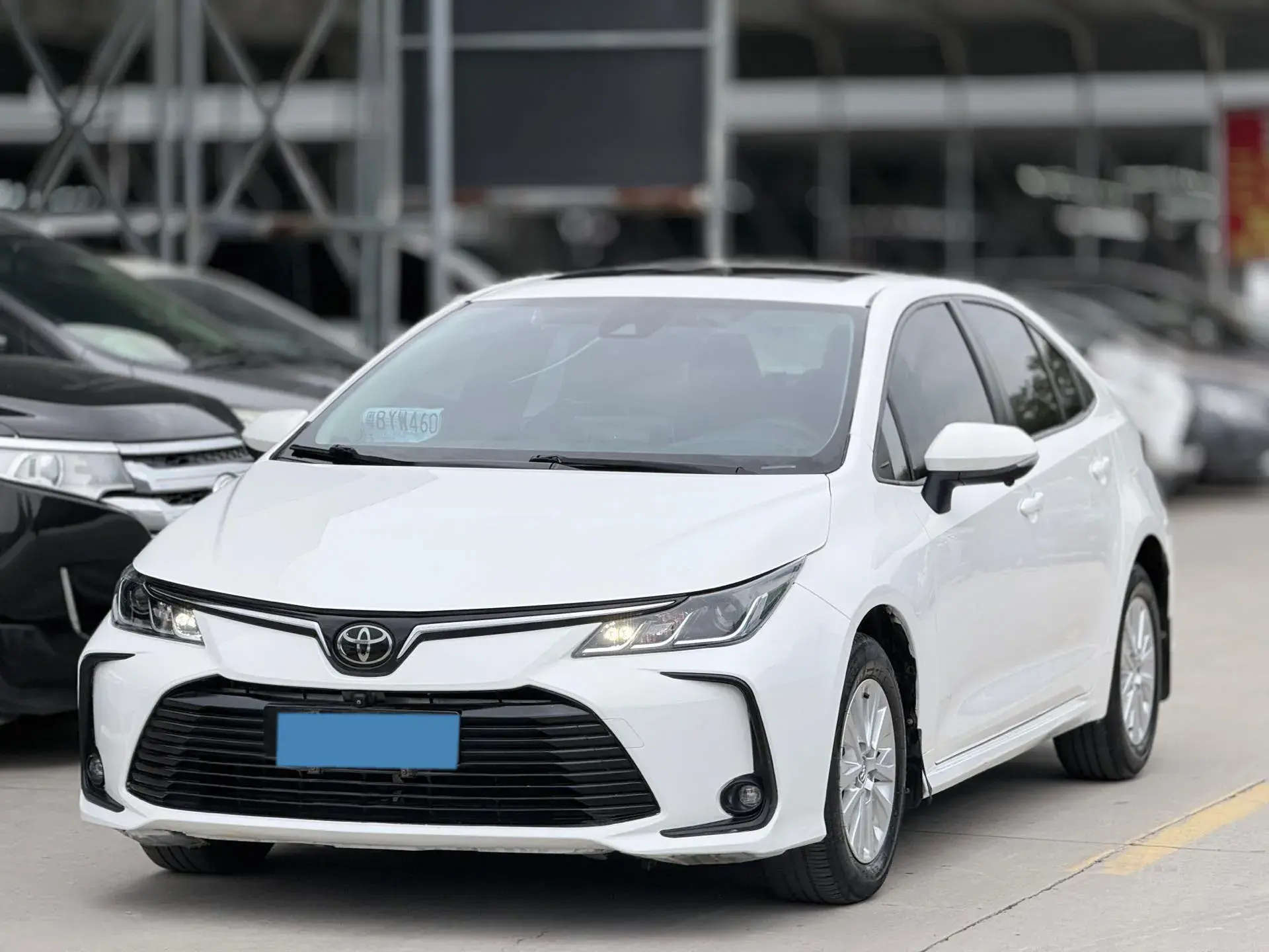2019 TOYOTA COROLLA view 1