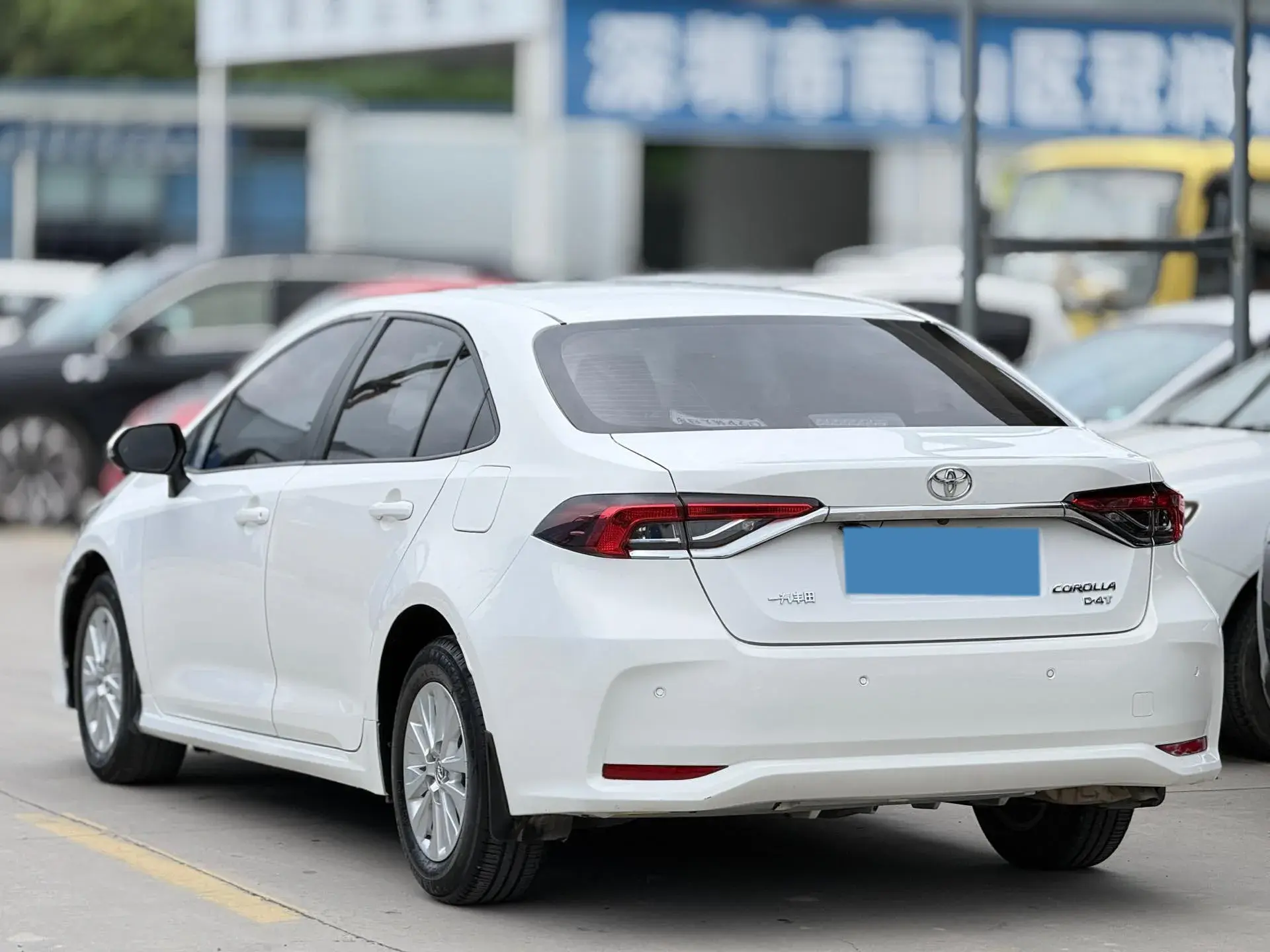 2019 TOYOTA COROLLA thumbnail 4