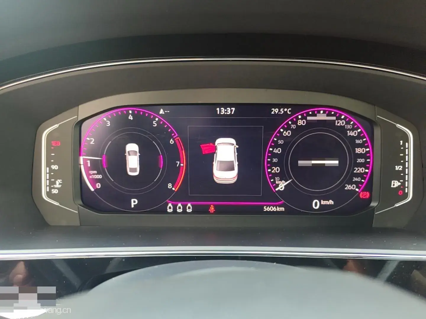 2024 VOLKSWAGEN PASSAT thumbnail 3