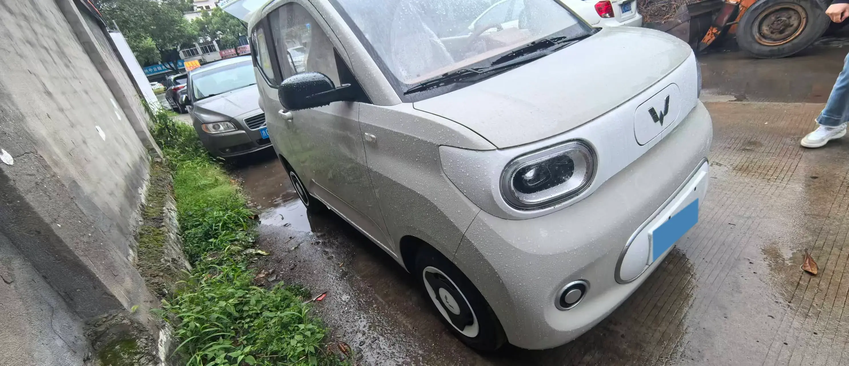 2024 WULING HONGGUANG thumbnail 3