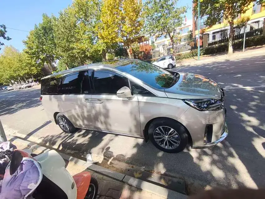 2022 BUICK GL8 thumbnail 3