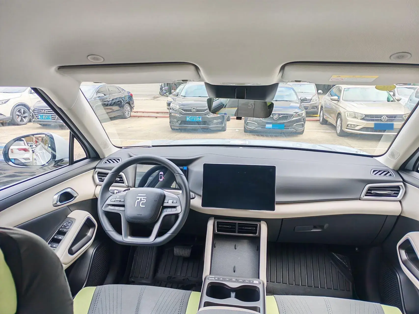 2025 BYD YUANUP thumbnail 2