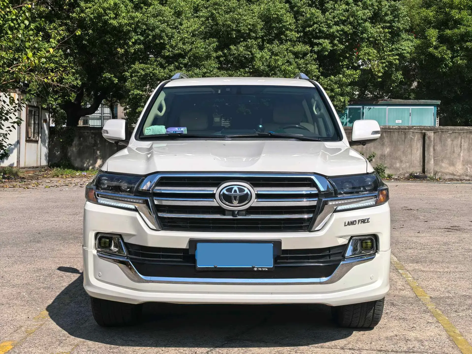 2019 CHEVROLET TRAX thumbnail 2