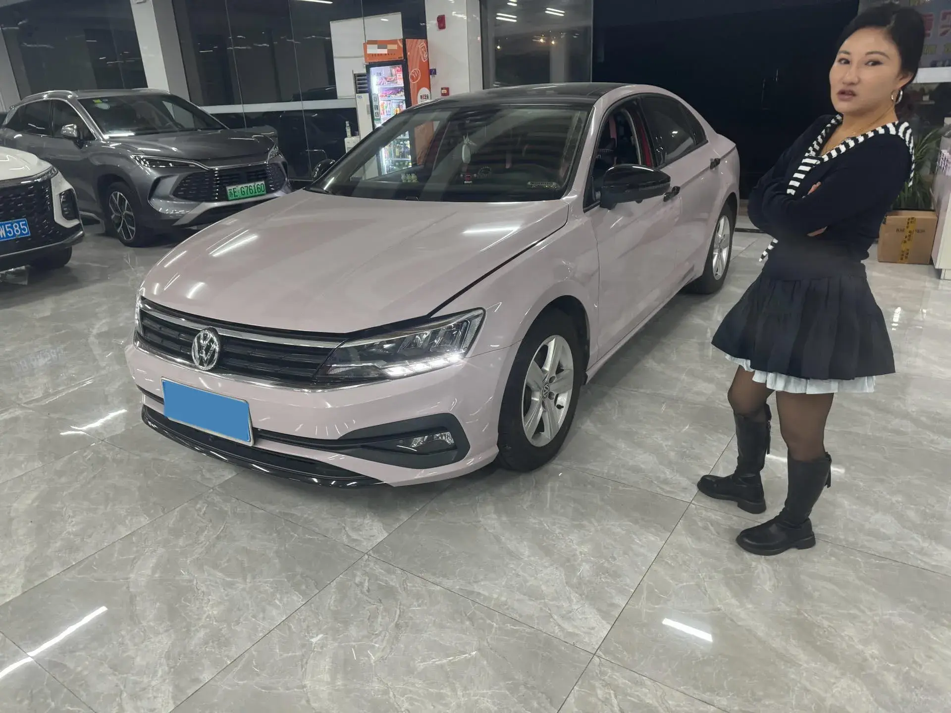 2019 VOLKSWAGEN LAMANDO view 1