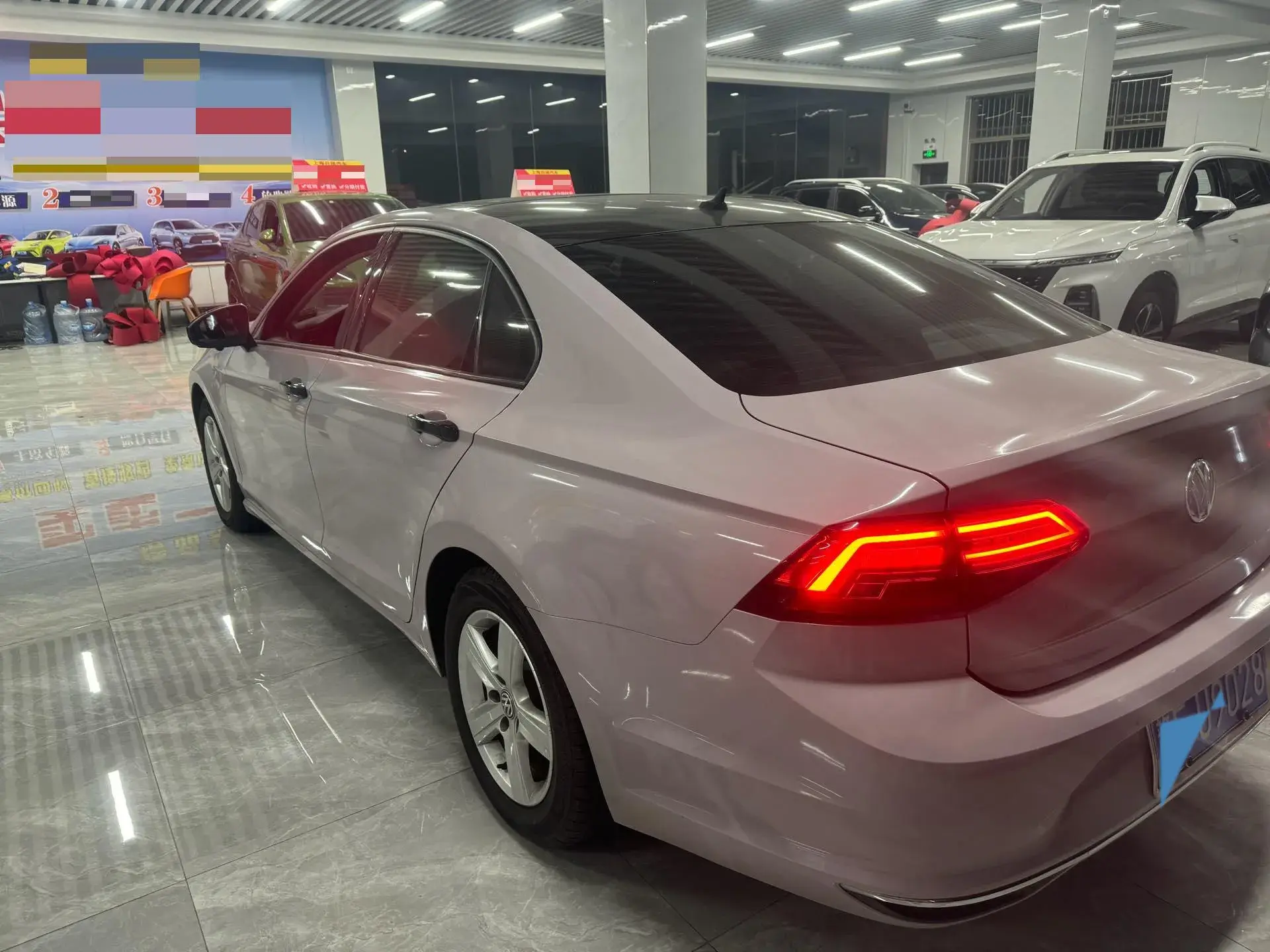 2019 VOLKSWAGEN LAMANDO thumbnail 3