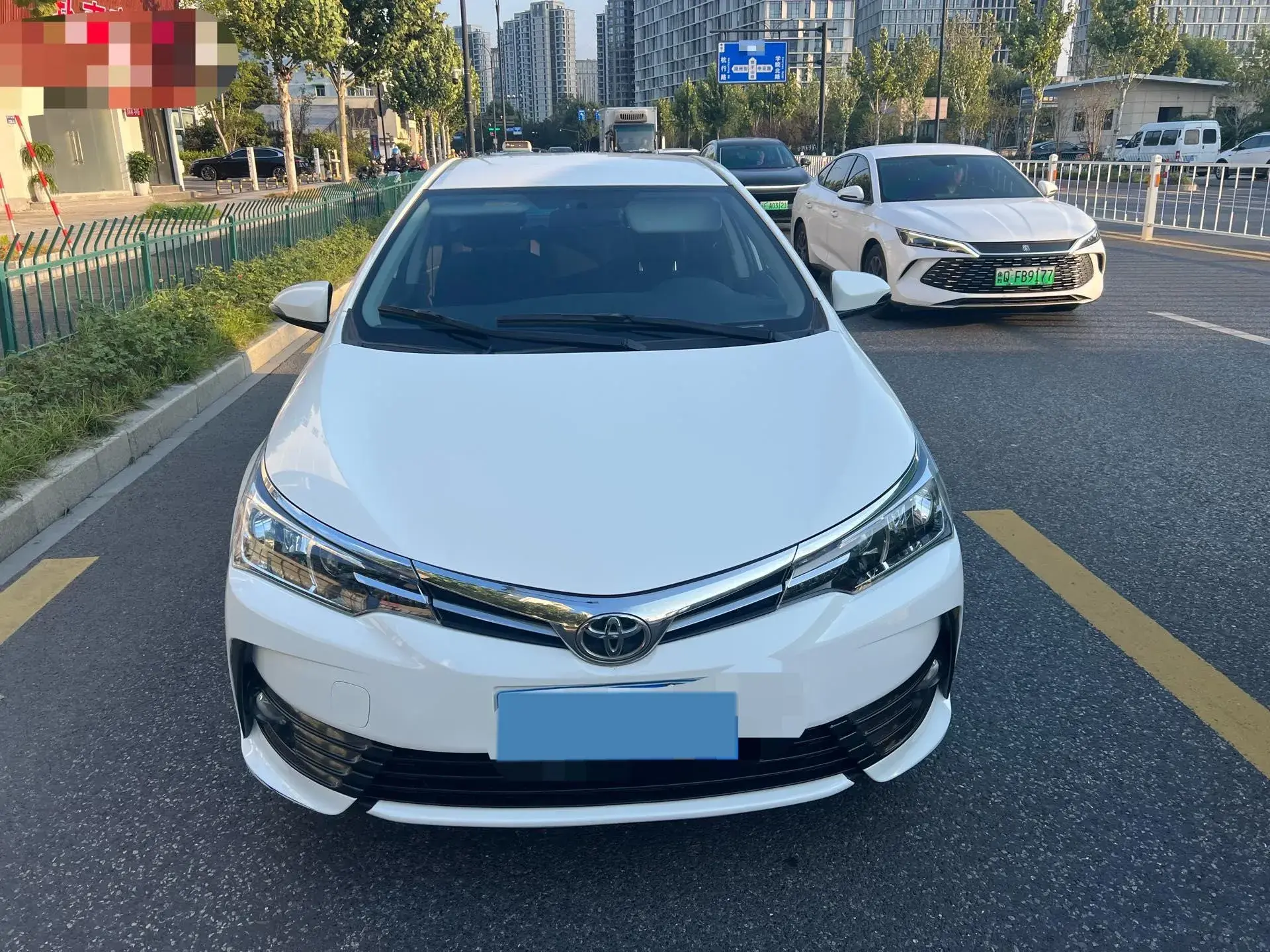 2018 TOYOTA COROLLA thumbnail 2