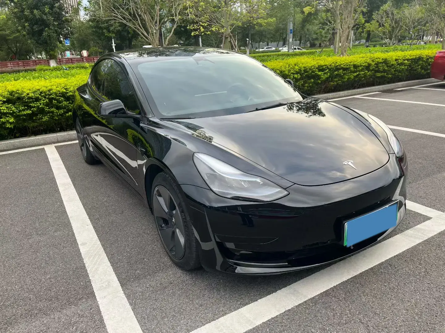 2023 TESLA MODEL thumbnail 3