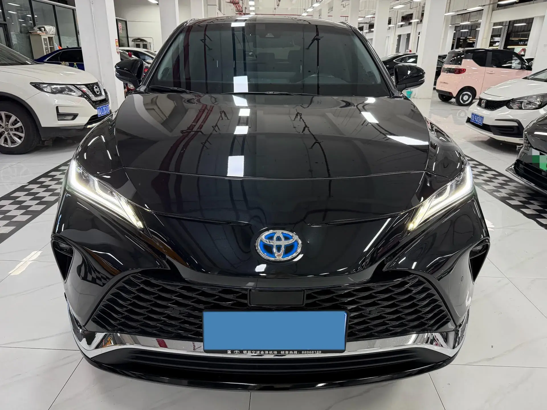 2023 TOYOTA VENZA thumbnail 2