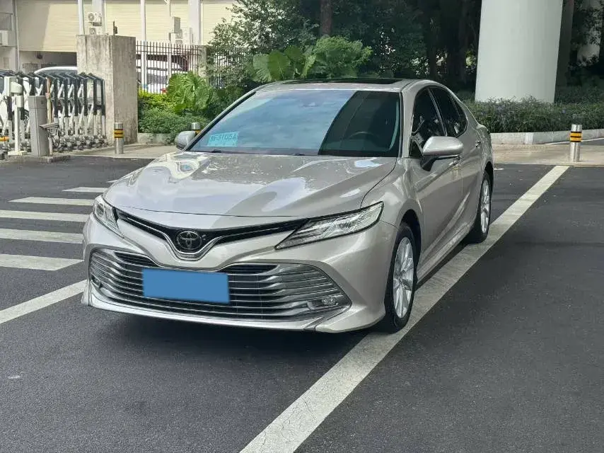 2021 TOYOTA CAMRY view 1